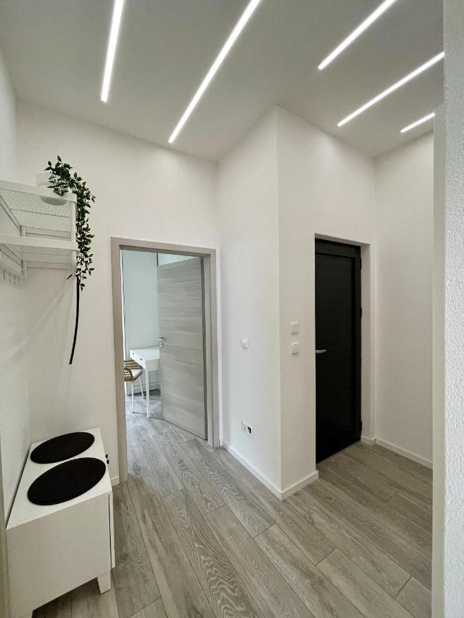 Lambda Holiday Apartments Jesenice  Ngoại thất bức ảnh